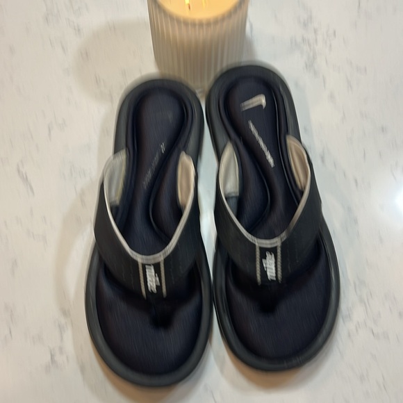 Nike Comfort Sandals Thong Flip Flops Size 10 - Picture 11 of 15